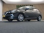 Nissan Leaf Tekna 40 kWh SOH 83.8%!! - ORIGINEEL NEDERLANDSE AUTO - AUTOMATISCHE AIRCO - DODEHOEKDETECTIE - VOORSTOELEN VERWARMD - STUURVERWARMING - ACHTERUITRIJCAMERA - ADAPTIEVE CRUISE CONTROL - KEYLESS ENTRY/START - BLUETOOTH TELEFOONVOORBEREIDING - NAVIGATIE