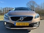 Volvo V40 Cross Country 2.5 T5 254 PK AWD Automaat Panoramdak BLIS Leder Memory Premium Sound Trekhaak 18" Velgen Navi Stoelverw.