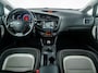 Kia Ceed Cee'd 1.6 GDI BusinessLine Camera/Clima/Cruise/Bluetooth