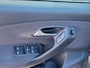 Volkswagen Polo 1.2 TSI Comfortline Uniek km airco elektrische ramen cv op afs