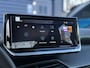 Peugeot 2008 1.2 Hybrid 145 GT | Alcantara | Stoelmassage/-verwarming | Keyless Entry/Start | Full LED | Climate Control | Adaptive Cruise Control | Apple Carplay/Android Auto | Navigatie | Draadloze telefoonlader | Dodehoek | Parkeercamera/-sensoren |