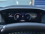 Peugeot 2008 1.2 Hybrid 145 GT | Alcantara | Stoelmassage/-verwarming | Keyless Entry/Start | Full LED | Climate Control | Adaptive Cruise Control | Apple Carplay/Android Auto | Navigatie | Draadloze telefoonlader | Dodehoek | Parkeercamera/-sensoren |