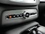 Volvo XC90 T8 Recharge AWD Ultimate Dark Plug In Hybrid LONG RANGE 455pk 7 Persoons PHEV | Trekhaak af Fabriek | Panodak | Adaptive Cruise | 360 Camera | 22"L.M | Head Up | Google Maps | Pilot Assist | Harmand Kardon | Stuurverwarming |