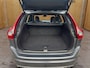 Volvo XC60 T5 R-Design | Stoelverwarming | Standkachel | Panoramadak | Parkeersensoren V+A | Parkeercamera |