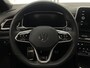 Volkswagen T-Roc 1.0 TSI R-Line | Apple Carplay | Navi | Elek. Kofferklep | Verwarmde Stoelen |