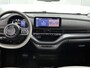 Fiat 500e 3+1 La Prima 42 kWh 118pk Automaat | SOH 96,7% | Glazen Dak | Navigatie | Climate Control | Cruise Control | Achteruitrijcamera | Dodehoekdetectie | 17" Lichtmetalen Velgen | Apple Carplay/Android Auto |