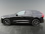 Volvo XC60 2.0 T6 Plug-in hybrid AWD Plus Black Edition | Panoramadak | Verwarmde voorruit | Stoelverwarming | Sportstoelen |