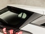 Peugeot e-2008 EV Sport 50 kWh Automaat (APPLE CARPLAY, PARELMOER, PARKEERSENSOREN, CRUISE, SPORTSTOELEN, KEYLESS, NIEUWE APK, NIEUWSTAAT)