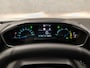 Peugeot e-2008 EV Sport 50 kWh Automaat (APPLE CARPLAY, PARELMOER, PARKEERSENSOREN, CRUISE, SPORTSTOELEN, KEYLESS, NIEUWE APK, NIEUWSTAAT)