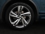 Volkswagen Tiguan 1.5 TSI R-Line | Stoelverwarming | Adaptive cruise | Matrix LED | Keyless | 19'' | Parkeerhulp | Virtual Cockpit | Carplay | Navigatie | Climate control