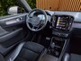 Volvo XC40 2.0 T4 R-Design | Dealer onderhouden! | Trekhaak | Camera | Panoramadak | Adaptive Cruise | Memory