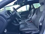 Volvo V40 1.5 T3 Polar+ Sport Automaat, R-design, Metallic, Stoelverwarming, Harman Kardon audio, Extra getinte ramen achter, Leder-nubuck bekleding, Panoramadak