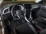 Volkswagen T-Roc 1.5 TSI Goal Edition / 150pk / Stoelverwarming / Dodehoek assistent / Parkeer assistent /