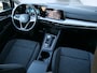 Volkswagen Golf 1.0 eTSI Life Business 110 Pk Automaat Navi / DAB / Apple Carplay / Camera