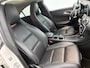 Mercedes-Benz CLA 200 Prestige AMG-Styling AANBIEDING!! (Goed OnderH, Panorama, SfeerV, Navi, Camera, PDC V+A, StoelV, Etc)
