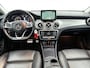 Mercedes-Benz CLA 200 Prestige AMG-Styling AANBIEDING!! (Goed OnderH, Panorama, SfeerV, Navi, Camera, PDC V+A, StoelV, Etc)