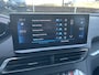 Peugeot 5008 1.2 PureTech Blue Lease Allure 7 Persoons - Airco - Achteruitrijcamera - Navigatiesysteem - Trekhaak - Cruise control - Parkeersensoren voor en achter - Licht metalen velgen 19 inch - Led verlichting - Stuur multifunctioneel - Mistlampen voor - Radio - Regensensor - Rijstrooksensor - Stuur leder
