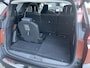 Peugeot 5008 1.2 PureTech Blue Lease Allure 7 Persoons - Airco - Achteruitrijcamera - Navigatiesysteem - Trekhaak - Cruise control - Parkeersensoren voor en achter - Licht metalen velgen 19 inch - Led verlichting - Stuur multifunctioneel - Mistlampen voor - Radio - Regensensor - Rijstrooksensor - Stuur leder