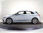 Mercedes-Benz A-klasse 250e Business Solution AMG | Panoramaschuifdak | Night pakket | Achteruitrijcamera | Stoelverwarming | MULTIBEAM LED |