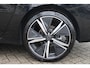 Peugeot 308 SW 1.2 130PK AUTOMAAT GT PACK BUSINESS | ELEKTRISCHE STOEL MET GEHEUGEN FUNCTIE | STOEL/STUUR VERWARMING | ELEKTRISCHE ACHTERKLEP | 360° CAMERA | KEYLESS ENTRY/START | ADAPTIVE CRUISE CONTROL | 19" LICHTMETALEN VELGEN | DRAADLOZE TELEFOONLADER | DRAADLOZE APPLE CARPLAY/ANDROID AUTO | NAVIGATIE | ALCANTARA BEKLEDING | DAB+ RADIO | DODEHOEK DETECTIE | VERWARMBARE VOORRUIT |