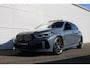 BMW 1-Serie M135i xDrive High Executive (Panodak Sportleder/Memory Carplay HeadUp HarmanKardon Camera Keyless Full-Led PrivacyGlass)