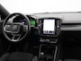 Volvo EX40 Single Motor Extended Range Ultra 82 kWh / Trekhaak / Panoramadak / 360 Camera / Harman Kardon / Nubuck Bekleding / Getint Glas / Elektrische Stoelen / All-Seasons /