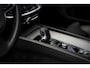 Volvo V60 2.0 B3 Plus Dark | Trekhaak | Panoramadak | 360 Camera | Harman/Kardon | Standkachel | All-Season Banden | Stoelverwarming voor en achter | Stuurverwarming | Power Seats |