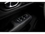 Volvo V60 2.0 B3 Plus Dark | Trekhaak | Panoramadak | 360 Camera | Harman/Kardon | Standkachel | All-Season Banden | Stoelverwarming voor en achter | Stuurverwarming | Power Seats |