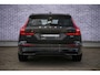 Volvo V60 2.0 B3 Plus Dark | Trekhaak | Panoramadak | 360 Camera | Harman/Kardon | Standkachel | All-Season Banden | Stoelverwarming voor en achter | Stuurverwarming | Power Seats |