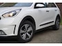 Kia Niro Hybrid 1.6 GDi ExecutiveLine, Navigatie, Airco, Trekhaak, Cruise control, 1e Eigenaar,ned. Auto