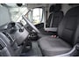Opel Movano 2.2D L2H2 140PK 3.5t Automaat BPM vrij | Cruise control | Climate control | Achteruitrijcamera | Betimmering | Navigatie