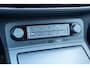 Hyundai Kona Electric EV Premium 64 kWh AUTOMAAT - Airco / Navi / Cruise / Leder / Stoelverw. + koeling / Parkeers. / NAP