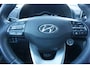 Hyundai Kona Electric EV Premium 64 kWh AUTOMAAT - Airco / Navi / Cruise / Leder / Stoelverw. + koeling / Parkeers. / NAP