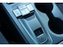 Hyundai Kona Electric EV Premium 64 kWh AUTOMAAT - Airco / Navi / Cruise / Leder / Stoelverw. + koeling / Parkeers. / NAP