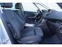 Opel Zafira Tourer 1.4 Cosmo 7persoons - Airco / Navi / Cruise / Pano / Parkeers. / Trekhaak / Lm velgen / NAP