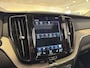 Volvo XC60 2.0 T8 Twin Engine AWD Inscription | 360 Camera | Panorama dak | Trekhaak | Stoel ventilatie | BLIS