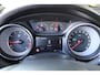 Opel Astra 1.6 Turbo Innovation | Panoramadak | Navigatie | Camera | Alcantara | Matrix LED | Cruise control | Stoel- en stuur verwarming |