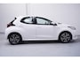 Toyota Yaris 1.5 Hybrid Dynamic NAP 1e eigenaar camera lane-assist stuurbediening Navigatie DAB climate-controle bleutooth botsbeveiliging electrisch-pakket