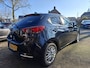 Mazda 2 1.5 Skyactiv-G Luxury. 1ste eigenaar. Zeer luxe & netjes! o.a. carplay, camera, navigatie, stoel- en stuurverwarming, LED.