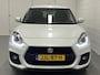 Suzuki Swift 1.4 Sport Smart Hybrid NAVIGATIE | CLIMATE CONTROL | STOELVERWARMING | SPORTIEF!