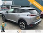 Peugeot e-2008 EV Blue Lease Active 50 kWh GARANTIE/CLIMA/CARPLAY/CAMERA/CRUISE/NAVI/LICHTM. rijklaarprijs!