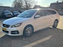 Peugeot 308 PEUGEOT 308 SW1.2 PURETECH  ALLURE  130PK ORIGINEEL NL AUTO