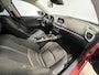 Mazda 3 2.0 SkyActiv-G 120 SkyLease+ | LM Velgen 16" | Voorstoelen Verwarmd | Stuur Verwarmd | Cruise Control | Airco |