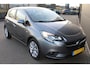 Opel Corsa 1.4 Favourite | Navigatie | Parkeersensoren | Lichtmetaal | Trekhaak | All season | 1e Eigenaar |
