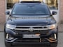 Volkswagen T-Roc 1.5 TSI R-Line | Trekhaak | Pano | 19" | Stuurverwarming