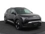 Kia EV3 Plus Advanced 81.4 kWh - Schuif-/kanteldak - Lederenbekleding - Stoel / Stuurwielverwarming - Fabrieksgarantie tot 12-2032 of 150.000 km