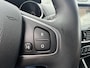 Renault Clio TCe 90 Intens Stoelverwarming  / Parkeersensoren achter / Navigatiesysteem full map / Lichtmetalen velgen 16" / allseason banden / Cruise control / Automatische airco
