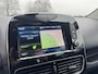 Renault Clio TCe 90 Intens Stoelverwarming  / Parkeersensoren achter / Navigatiesysteem full map / Lichtmetalen velgen 16" / allseason banden / Cruise control / Automatische airco