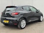 Renault Clio TCe 90 Intens Stoelverwarming  / Parkeersensoren achter / Navigatiesysteem full map / Lichtmetalen velgen 16" / allseason banden / Cruise control / Automatische airco