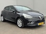 Renault Clio TCe 90 Intens Stoelverwarming  / Parkeersensoren achter / Navigatiesysteem full map / Lichtmetalen velgen 16" / allseason banden / Cruise control / Automatische airco